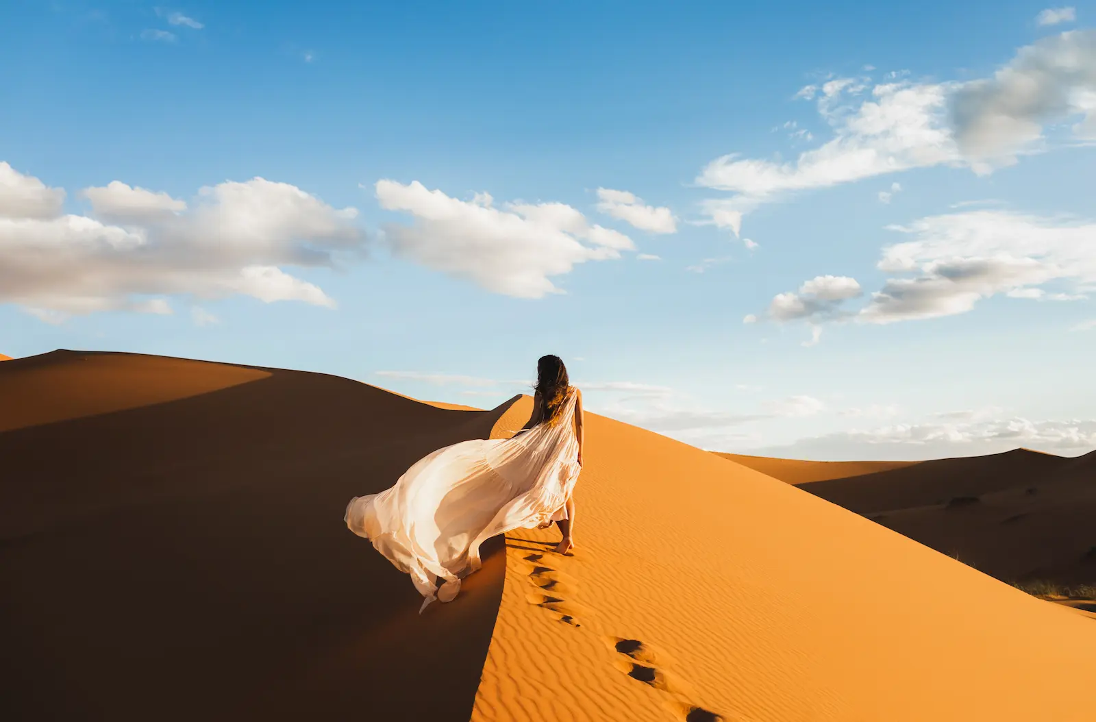 Desierto del Sahara "Erg Chebbi" Mujer fotografía